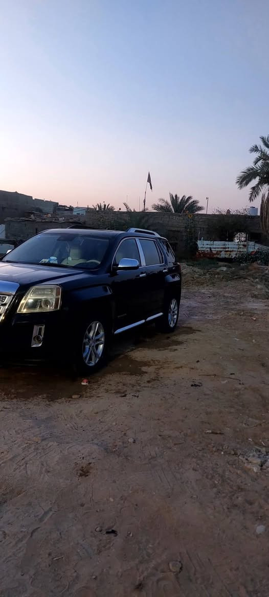 السلام عليكم إخوان GMC تيران موديل ٢٠١١ السياره بيه بارد فقط وموجود بيه فحص من المندلاوي سياره مكينه كير تبريد خير من الله زوج تاير أمامي جديد رقم بغداد إنكليزي سنويه ٢٠٣٠ وراعيه موجود ويريد تحويل السعر ٨٥  ورقه وبيه مجال  الرقم للتواصل *********** مكان الجزيره شط العرب رقم الواتساب ***********

