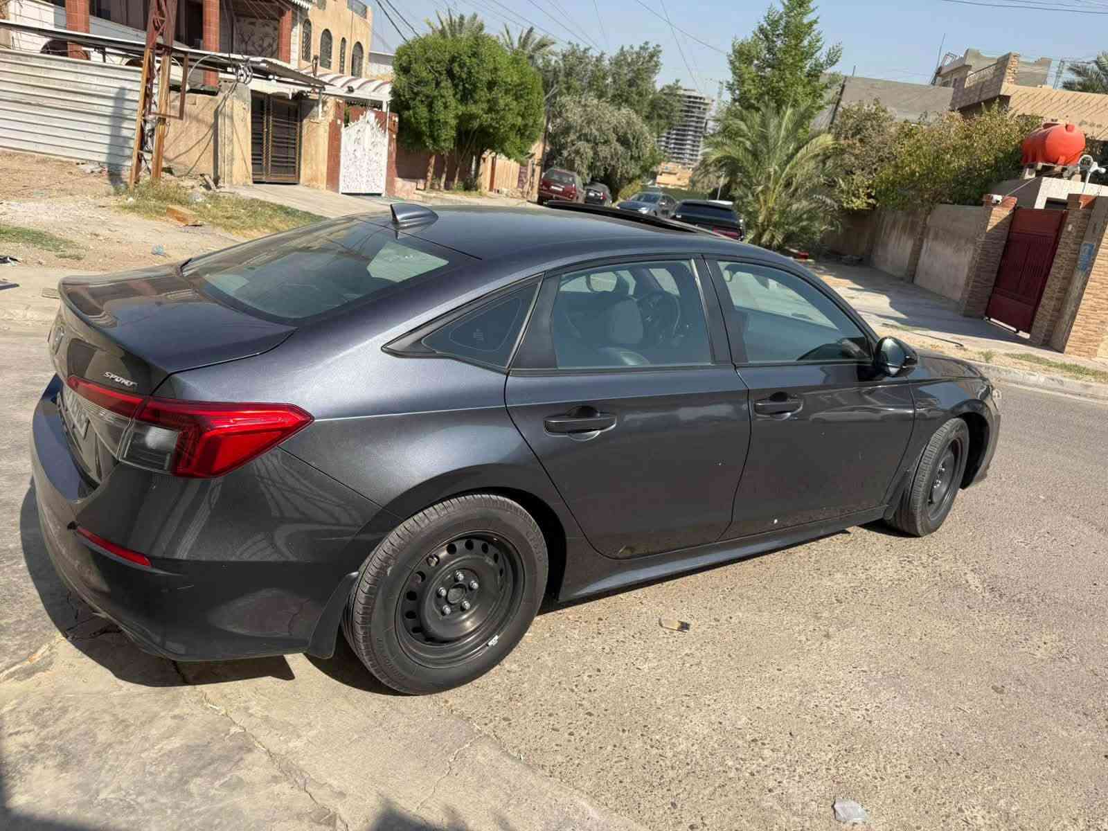 سلام عليكم 
هوندا  ياباني سيفك موديل 2022 فول مواصفات  
رقم بغداد باسمي
بانزين مكينه 2000  تنفس طبيعي
وارد امريكي صور الحادث مرفقة بالمنشور
بنيد صبغ فقط مكفوله من الشواصي والدواخل
والسونار مرفق بالمنشور
كير مكينه صدر كوله كفاله بلادي 
السياره جديده وترايها ناعم 
ماشيه 84 كيلو فقط 
مواصفات 
فتحه
بصمه
دشبول دجتال
شاشه كار بلي+كاميرا دواره 
تدفئه كشنات +ستيرن
لدات خلفيه 
لايت وبروجكتر زنون 
مكاني بغداد الغزاليه
للاستفسار 
*********** 
سعرهه 123 قفل

نص مكتوب في الصور:
- 1 / 11
- 2 / 11 plc.ua/en/auc