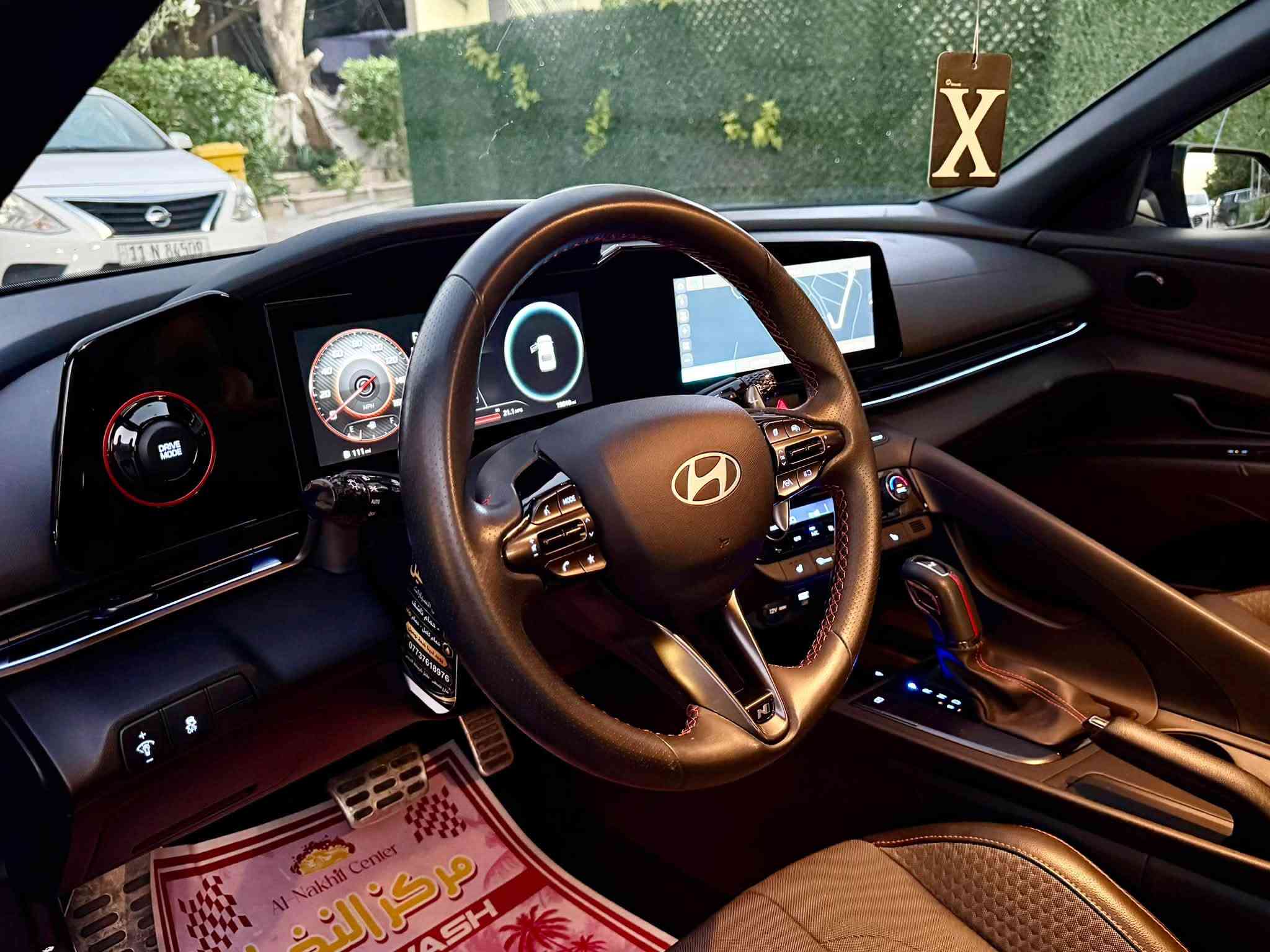 Hyundai Elantra N-Line 1.6Turbo 2025 
هونداي ألترا ان لاين 1.6 توربو 2025 
حادث السياره شخط بل جاملغ الامامي وشخط خفيف جدا بل جاملغ الخلفي بس الأمامي مصبوغ بجم كبس وبدون دواخل 
السياره فول مواصفات 
شاشه كبيره 
تحديد مسار 
نقطه عمياء 
فتحه سقف 
كراسي كهرباء
سستم صوت BOOS 
دخول ذكي 
بصمات ثنين 
كامره خلفيه 
حساسات امامي 
حساسات خلفي 
كراسي سبورت
صالنصات سبورت 
كراسي هيتر امامي 
ستيرن هيتر 
بعد اكو اكيد هوايه مواصفات متجي عله بالي

السياره دخول جديد بدون رقم هذه سعر بدون رقم تريد ارقملك ماكو مشكله

السعر $ 157 بدون رقم 

للتواصل عله رقم ***********
