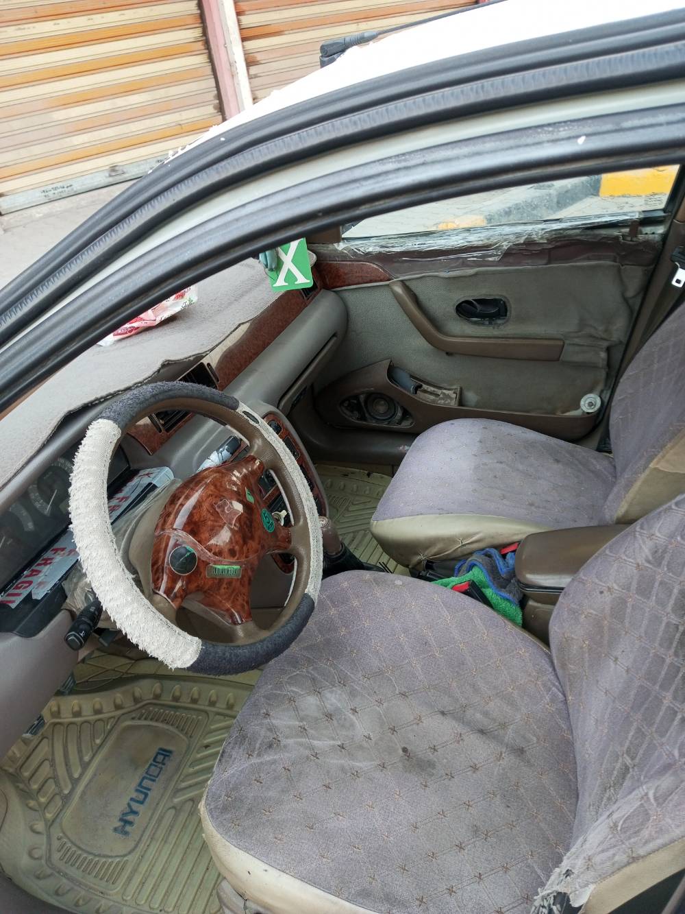 سمند • معلومات ناقصة