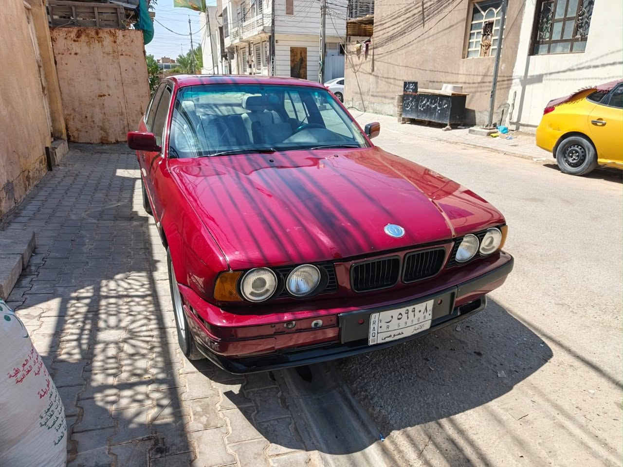السلام عليكم
 بي ام 525
موديل ١٩٩٢
 مسكر عدل السعر ٦٠ وبيه مجال قليل الاستفسار اتصل على الرقم ***********
