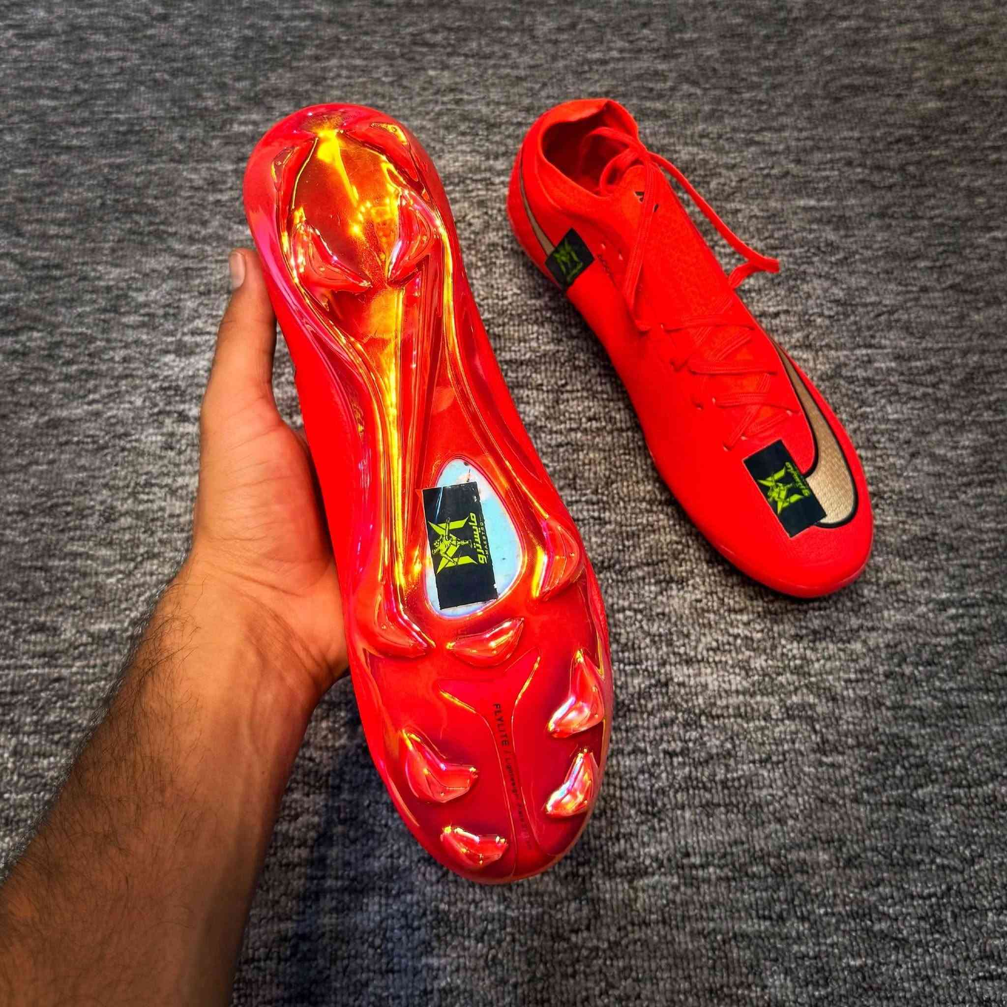 استد اير زوم اصدار 2027
ماستر كواليتي اغلى فئه🔥
القياسات 40-41-42-43-44-45
توصيل جميع المحافظات العراق 🇮🇶
النعوان البصره- قضاء المدينه -السوق
المايسترو للتجهيزات الرياضية
