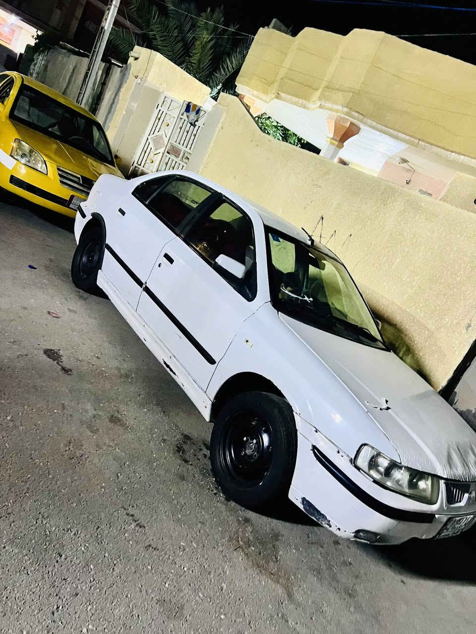 السلام عليكم سمند ١٠ رقم قادسيه مشروع وطني تريد تحويل تريد وكاله سنويه صار شهرين من سقطت كير ومحرك كورلا بكاتجو حديث كير اوتو سيارة حلوه بيه ملاحظات قليله تخم تاير السعر ٢٥ وبيه مجال بيع او مراوس حسب القناعه حتى إذا سيارة اغلى عادي اطي فرق ***********
