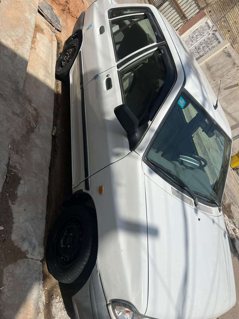 سلام عليكم سايبة موديل ٢٠١٢سيارة كفالة لا ضربة لا صبغ لا تبديل شواصي كفالة تبريد شغال جاهزة سيارة من كلشي المكان بغداد البلديات ‭***********‬
