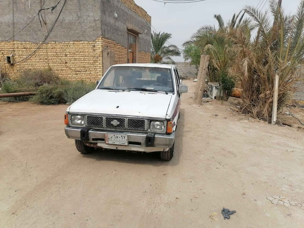 سلام عليكم نيسان للبيع ٩٢ اوتماتيك سنويه مجدده ل٢٧ سياره جاهزه من كلشي كامل مواصفات تحويل ثاني يوم المكان ذي قار سوق الشيوخ النتصال *********** السعر ٣٥
