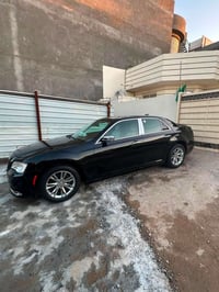 كرايسلر 300 • ٢٠١٦ • بدون حادث