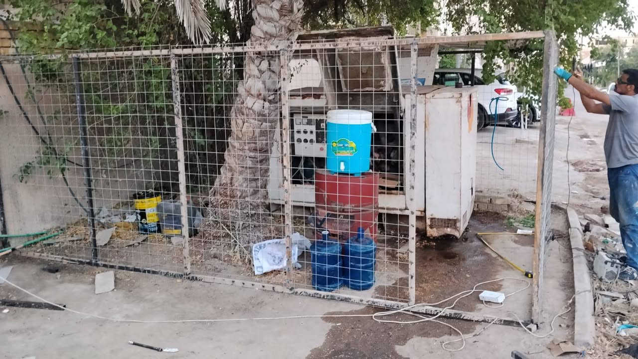 السلام عليكم
حداد متفرغ حاليا لعمل جميع انواع الحداده طباخات ميوزه اقفاص للطيور محميات ابواب وشبابيك والسقائف وعمل السندويچ وصيانة الابواب والشبابيك بانسب الاسعار 
***********
