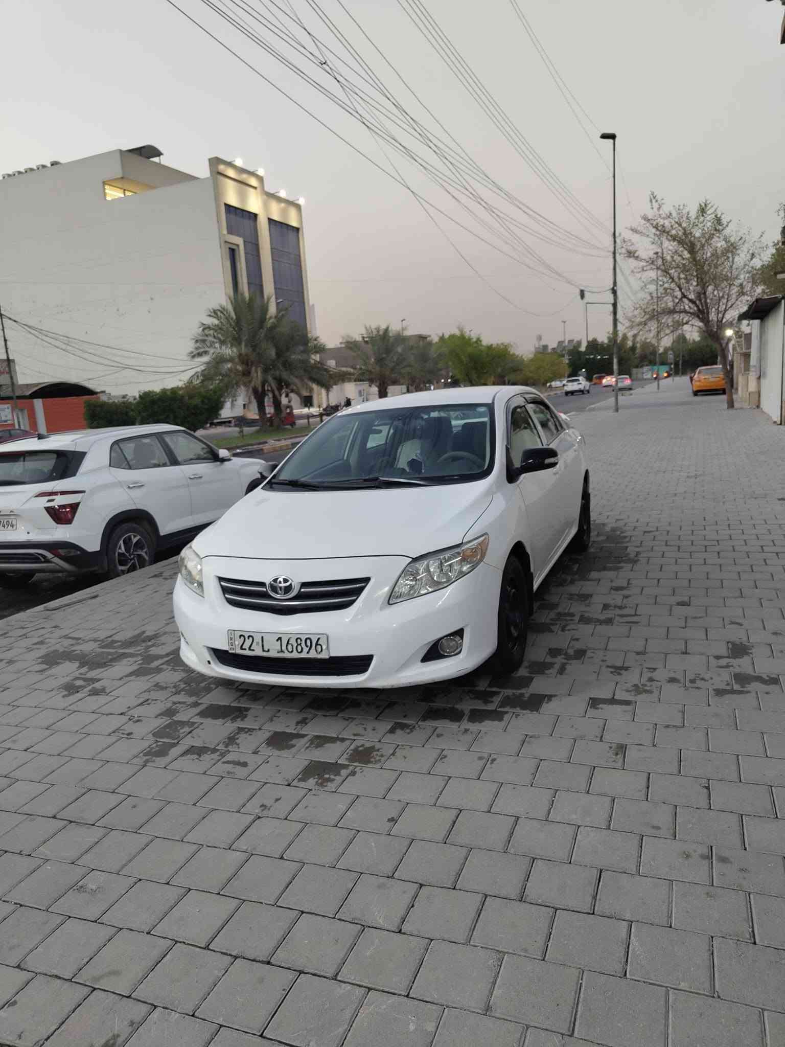 كورلا موديل 2009 وارد امريكي
محرك 1800
كير ومكينه بلادي كفالة ماشية164 بيها فقط البنيد مبدل ابلادي وقطع صغيره بلجاملغ الخلفي بارد بدون صبغ الباقي كفالة مكينه كير الغود شواصي كله بلاد السياره نضيفه حيل وبلواقع احله مال جناي ما متعوبه ومداريه حيل مكان بغداد شارع فلسطين 
السعر ب110 وبيها مجال ***********
