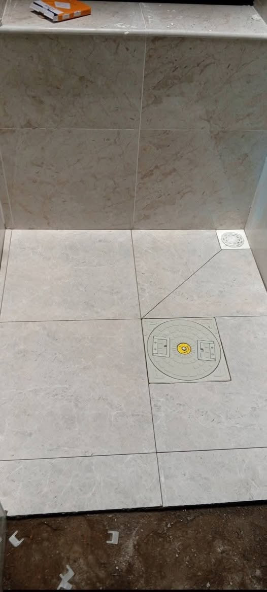 خلفه بورسلين مرمر 
جداري ارضي 
عمل درجة اولى 
عملي النجف كوفه
وات ساب 
اتصال ***********
متفرغ حاليا
نشتغل بليوميه 
وع متر
