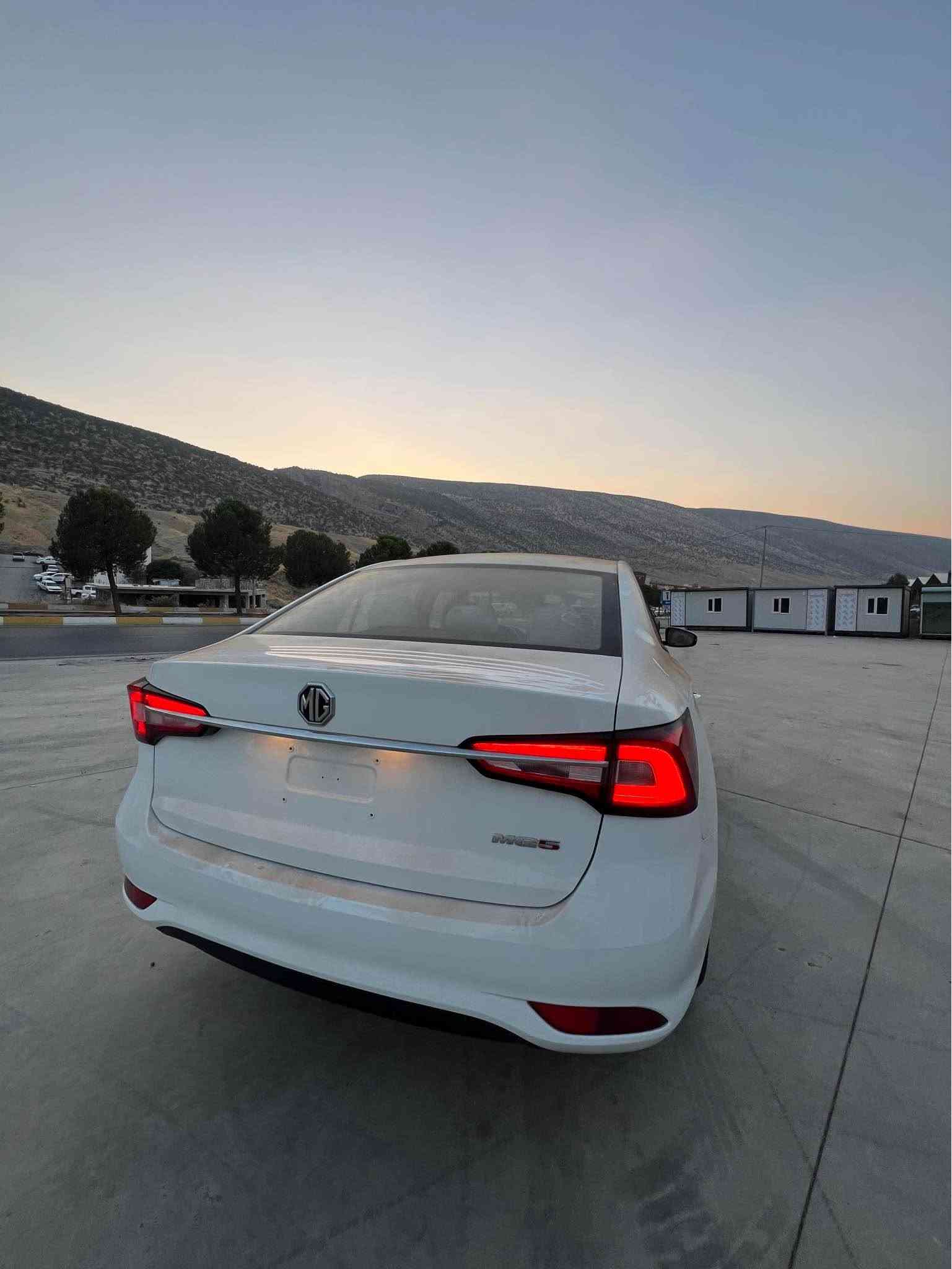 Mg 5. 2026. 0KM. سياره نمونه له جواني قنجيش بشرت سفري شريكه ٢مانگ كاتي مماوه عقد شته كاني هه موي حادي خومانه تنها پاره رقم دديت شوين سوران *********** سوران, أربيل
