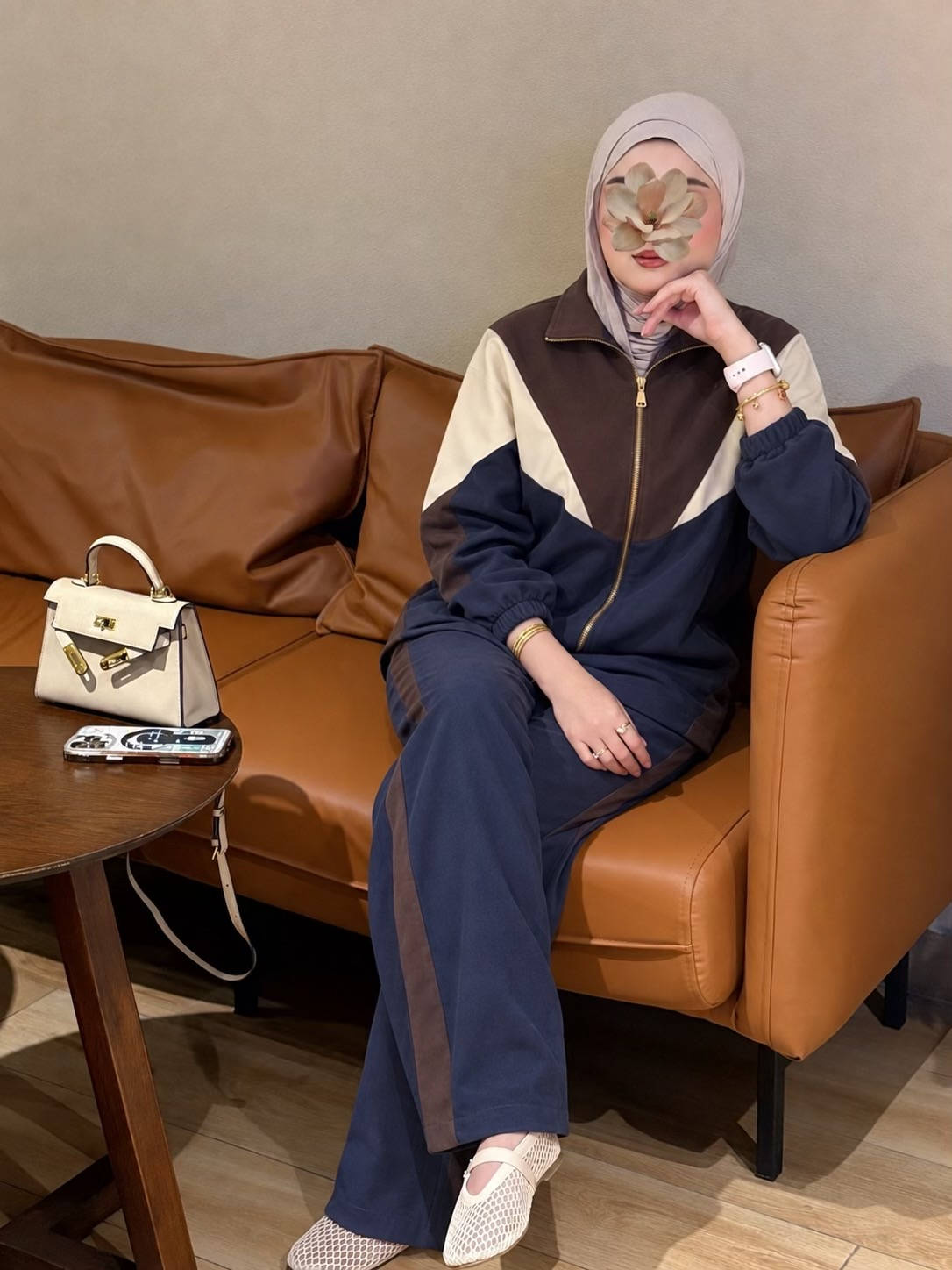 سعر 25 ✅ #ازياء_مارشملو  سوت رياضي قطعتين دابل إيطالي كيلوت راهي مريح وعملي كما موضح بالفيديو ترند الموسم كوالتي جداً عالي😍   ملاحظة 📝:طول القميص 80 سم سحاب امامي وتخصير✅ القياسات:38 40 42 44 46 48  كوالتي عالي الجودة للضمان الفحص بحضور المندوب  يتوفر _ نظام استبدال+ استرجاع الحجز و الاستفسار ع الارقام التاليه : 📞*********** 📞‏ *********** *********** 📞*********** *********** ***********📞  توصيل جميع محافظات العراق 🇮🇶 #اكسبلور#ملابسي
