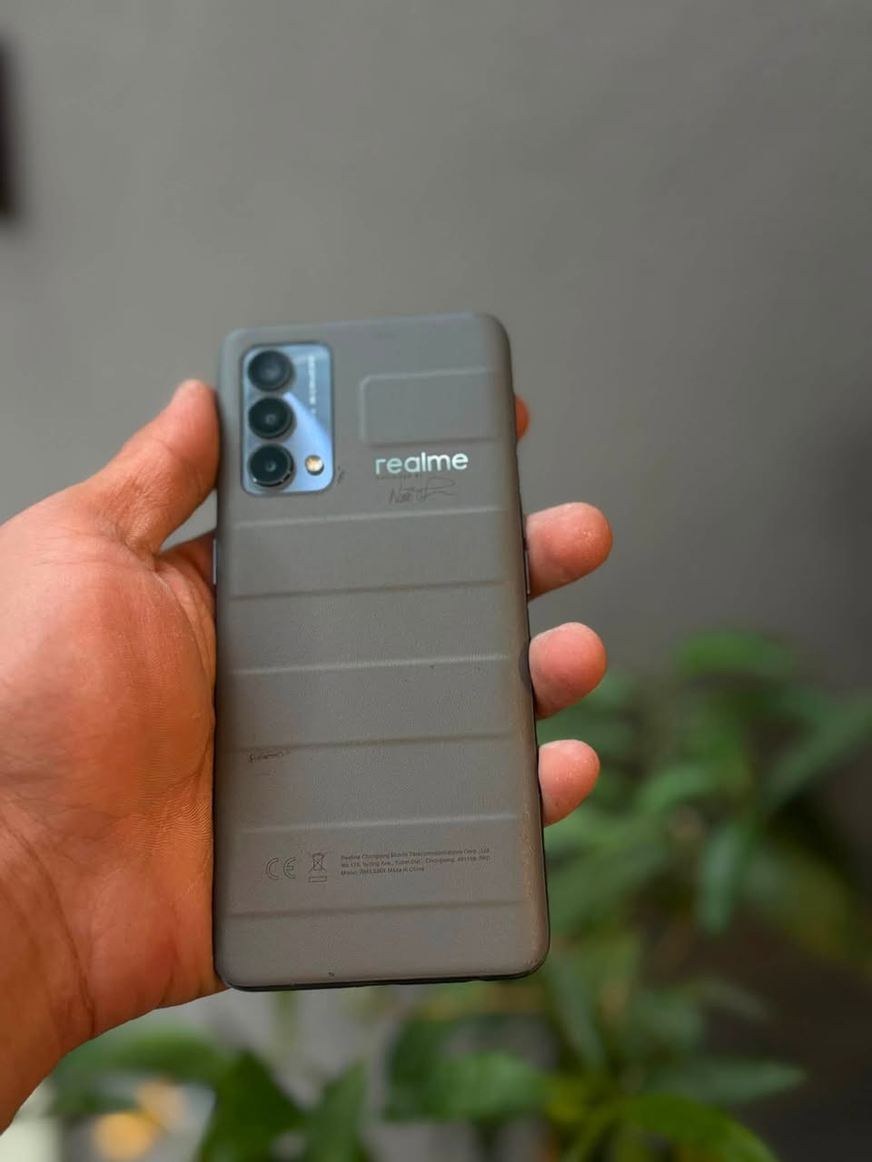 Realme GT Master{نسخة خاصة}
بطارية:4300
ذاكرة:265 
رام:8 
مبدل شاشة نوعية زينة  وبيها فطر بسيط ما بين ما مأثر على لمس يشتغل طبيعي  
سعر :130 بطارية:4300
ذاكرة:265 
رام:8 
مبدل شاشة نوعية زينة 
سعر :مراوس فقط
***********
