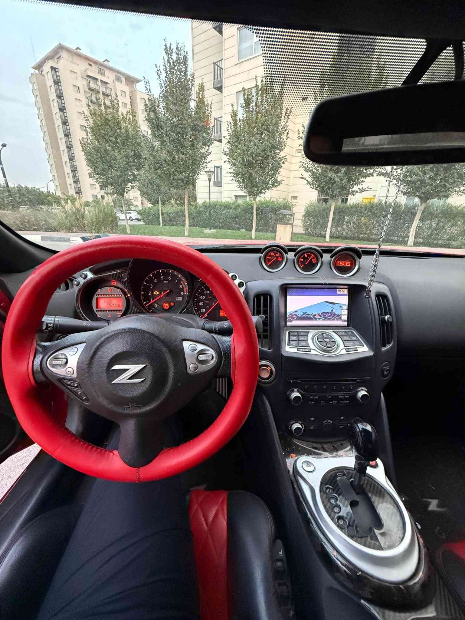 نيسمو 370z • كاربون • اگزوز أداء