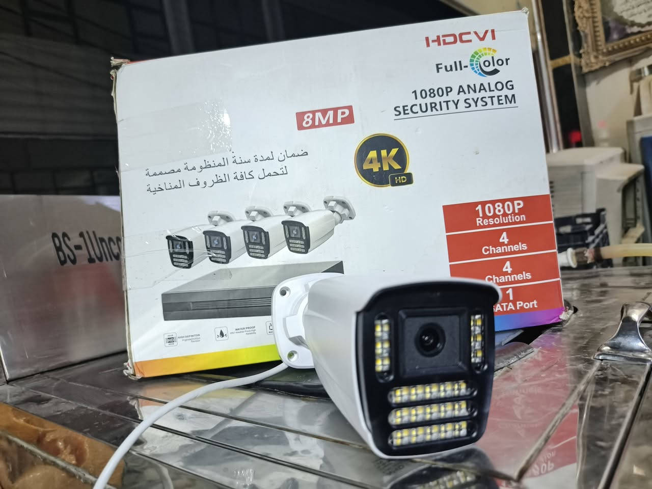 كاميرات مراقبة للبيع 
العدد 4 كاميرات
+ شاشة نوع hp 
+ هارد
الكاميرات جديدات ما مستعملات ابد 
العنوان محاويل حي 17
للاستفسار واتساب او الاتصال على
***********
***********
