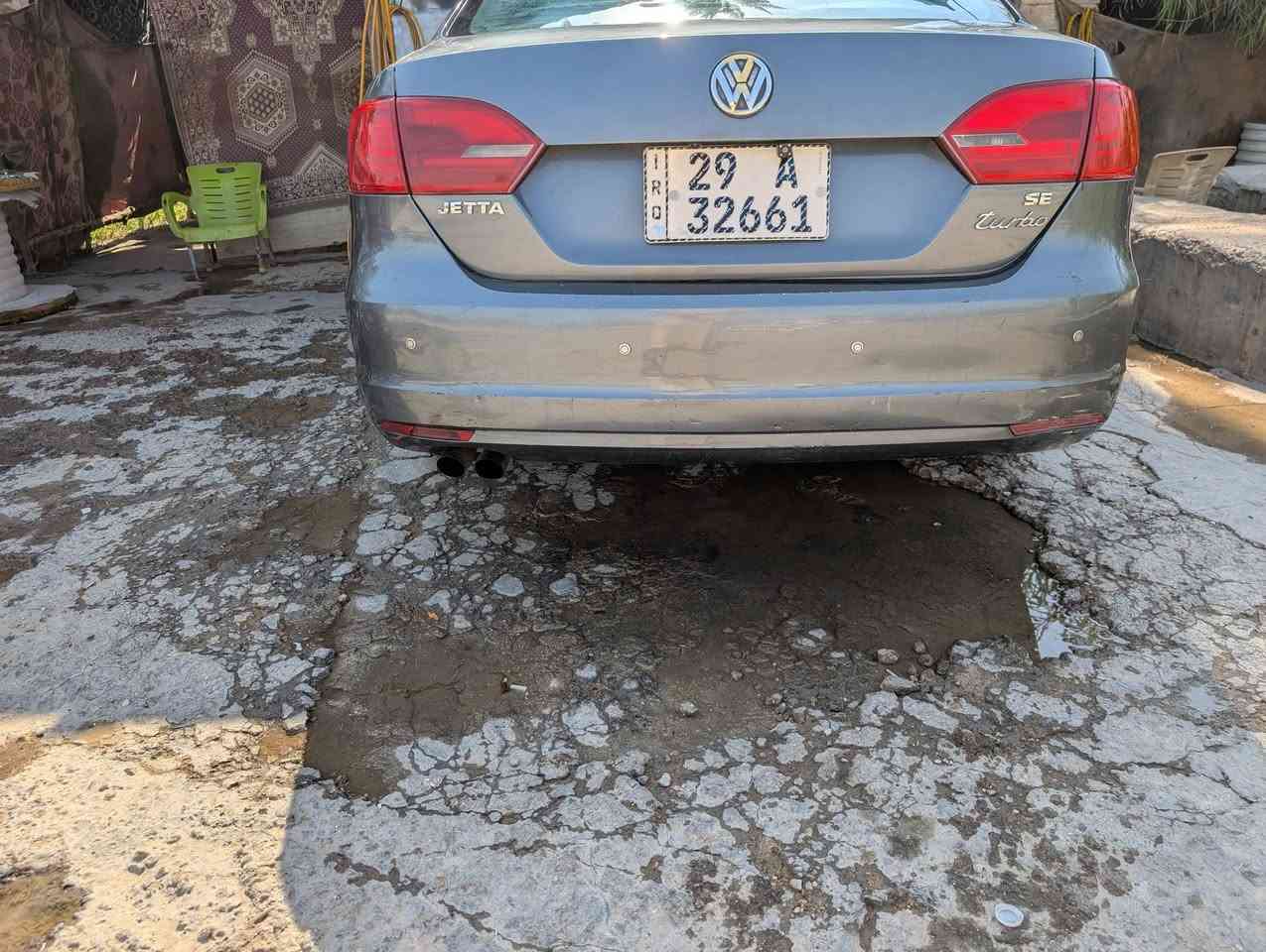السلام عليكم
جيتا موديل 14 
محرك 1800 تيربو
وارد امريكي حادثه بصور 
مكينه و كير كفاله 
داخل سياره نظيف جدا 
تبريد شغال فول 
شاشه كامره 
رقم واسط بسمي 
ملاحظه كشر سياره بي بارد بعده اماكن  
معروضه 80 وبيه مجال قليل 
مكاني كربلاء ويوم السبت بغداد 

***********
