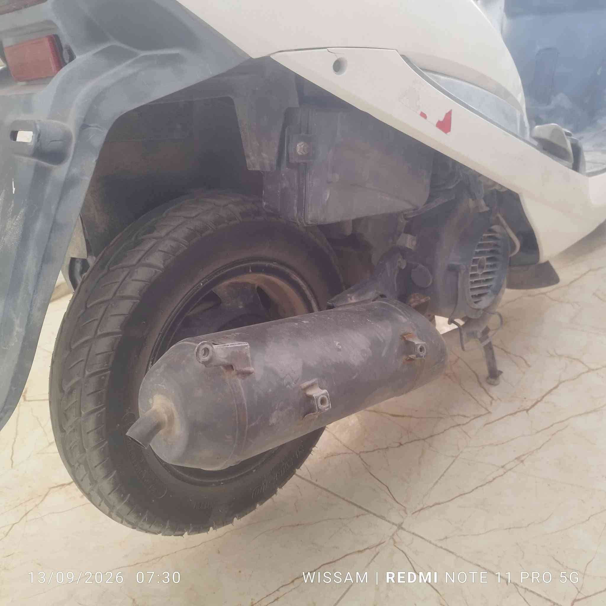 دراجه سيام   عل وضع الشركه جديدة
شرط تشلع الكاع اول تحريكه  ما مفتوح بيهه برغي 
سعر 700  بيه مجال     شراي يتصل او واتساب     ***********
