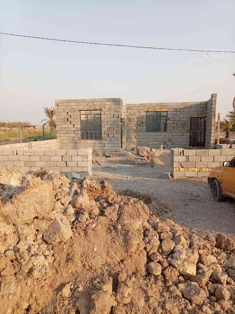 دونم زراعي سند 25 شرط التحويل  مع هيكل 
يبعد عن الشارع العام 300م
عنوانه كوت حي الجهاد زنابره قرب العلويه حديد 
سعره 45مليون وبيه مجال
