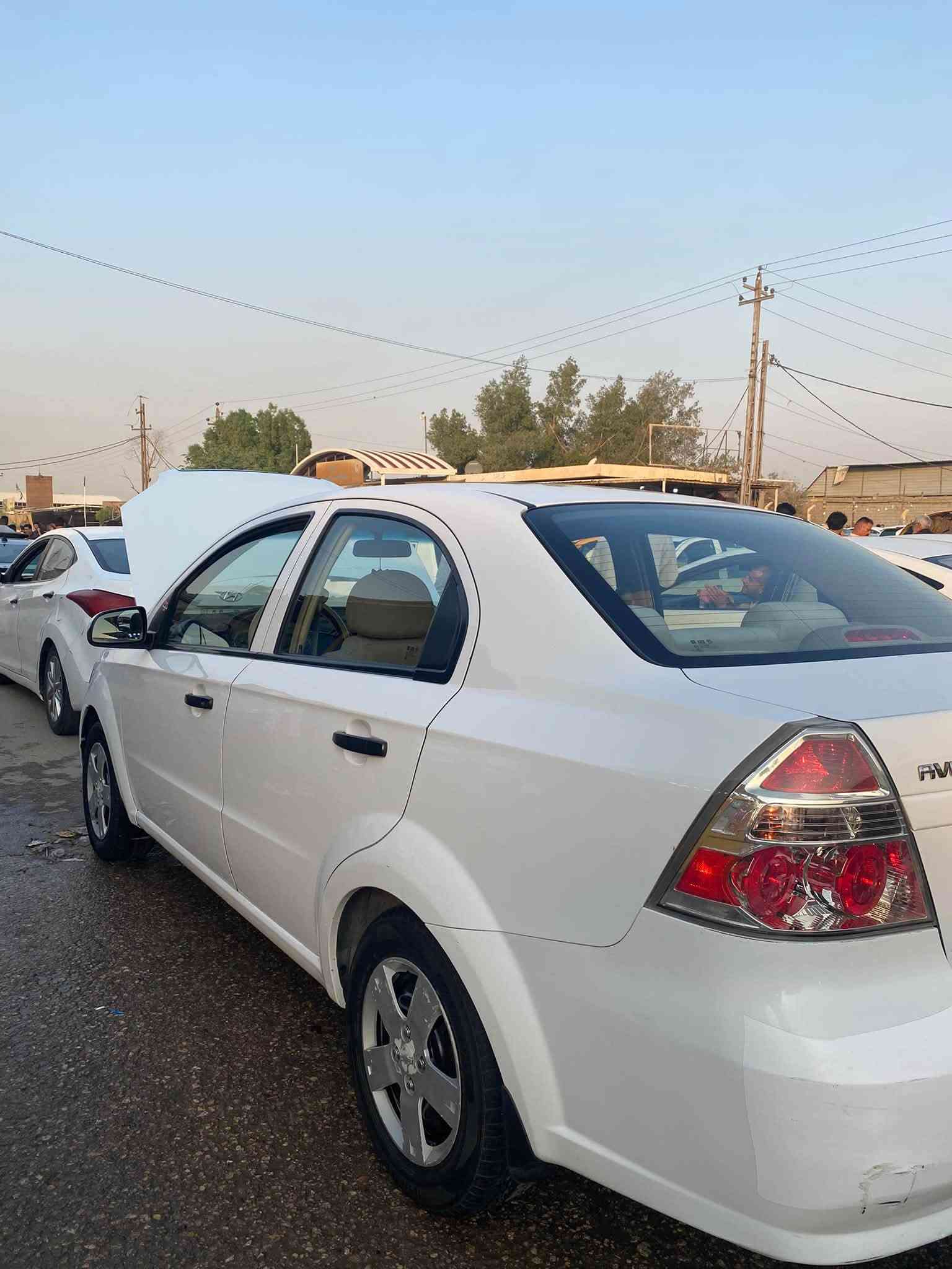 سلام عليكم للبيع افيو ٢٠١١ مكانه كربلاء مبدل بيهه جاملغ بس سعره ٧٥ وبيه مجال 
***********
