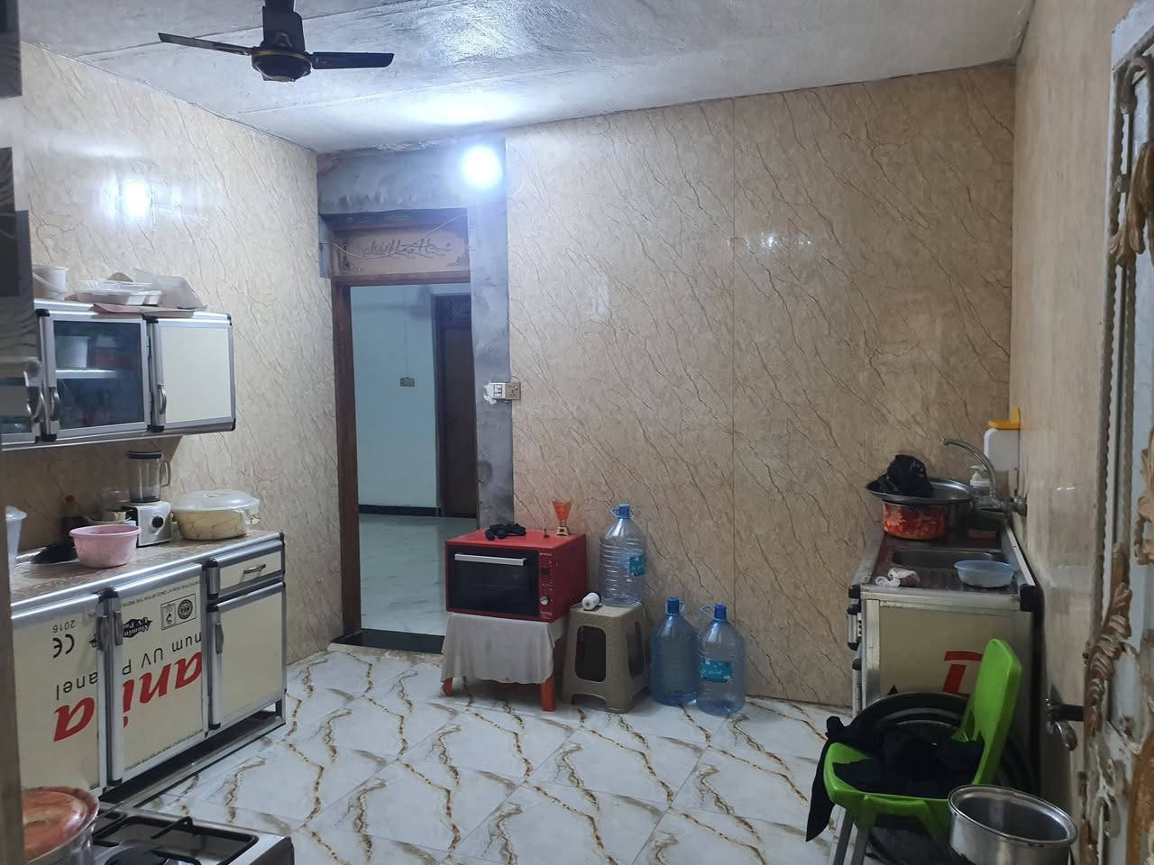 بيت سماحة 140 متر للبيع بمغربة خلف مطعم ابو عفاف بناء قديم اعكادة السعر بة125 وبي مجال 
***********
@الجميع
