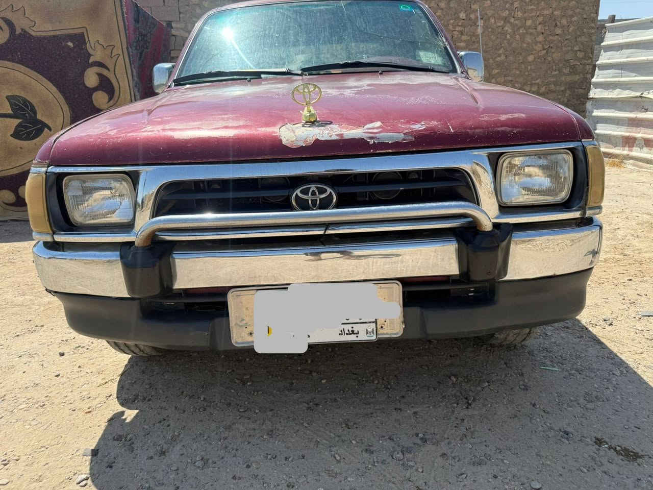 سلام عليكم تيوتا هلوكس موديل 2001 رقم بغداد باسمي مكفوله  عامه بس بيهاا صبغ بل بنيد وبيهاا شبر فووك سكن صبق وبيهاا ضربه بصيطه بل باب مال لبدي واضحاا بصوره سياره خير من الله مكان  الانبار  ***********

