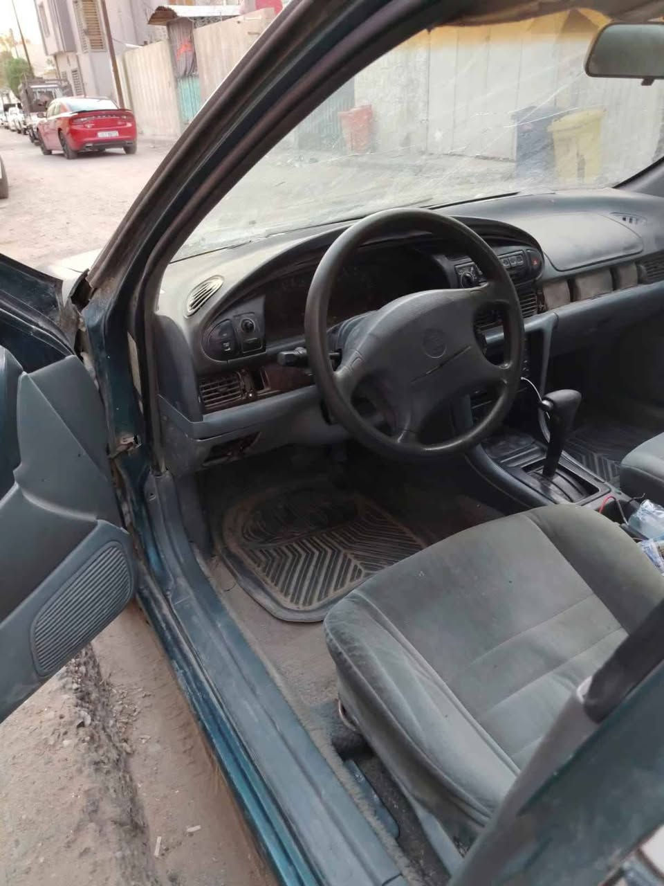 نيسان التيمه كير ومحرك كورله موديل 1994 راعيه موجود بلبصره سنويه منتهيه من 2018 سياره خيط تبخير شغاله وتمشي ما بيه شي السعر 15 وبيه مجال قليل رقم الهاتف
*********** Singapore

