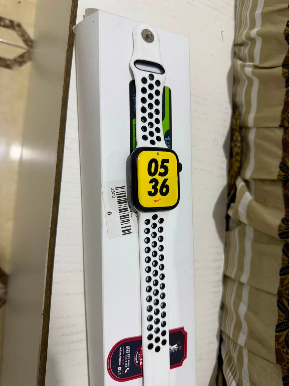 ابل وتش s8 جيل ثامن بعدها وكال نظافه الف   وغراضها كامله بعده سير ممفتوح  حجم45 للبيع سعر ٢٥٠ وبيها مجال عنواني اعظميه ***********
