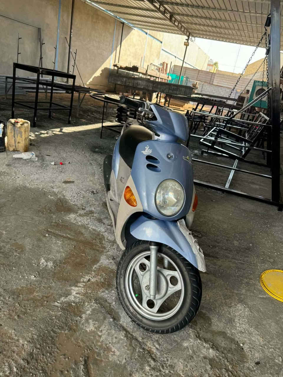ڤله للبيع كفاله عامه
بيه الفيت بم عاطل فقط عوزهة فيت بم 
مكان ديوانيه 
‏‪***********‬‏

