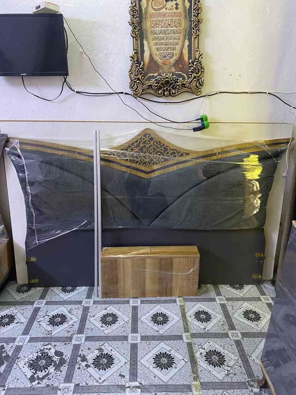 غرفه نوم 5قطع نضافتها 100/100 شرط جديده بلجيس مابيها اي ضرر سعرها325وبيهه مجال رقم ***********واتساب بغداد
