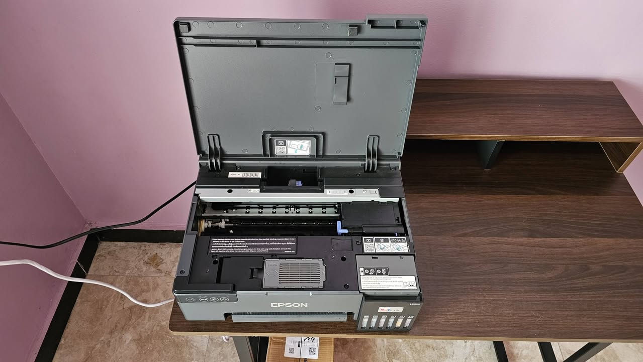 طابعة للبيع
السلام عليكم 
طابعة Epson L8050 للبيع
استخدامة كلش قليل طابع حوالي 250 ورقة 
حالته اقرب للجديد و كارتونته موجودة
السعر مع التوصيل 380 الف
للاستفسار راسلني على الماسنجر
او واتساب ***********
