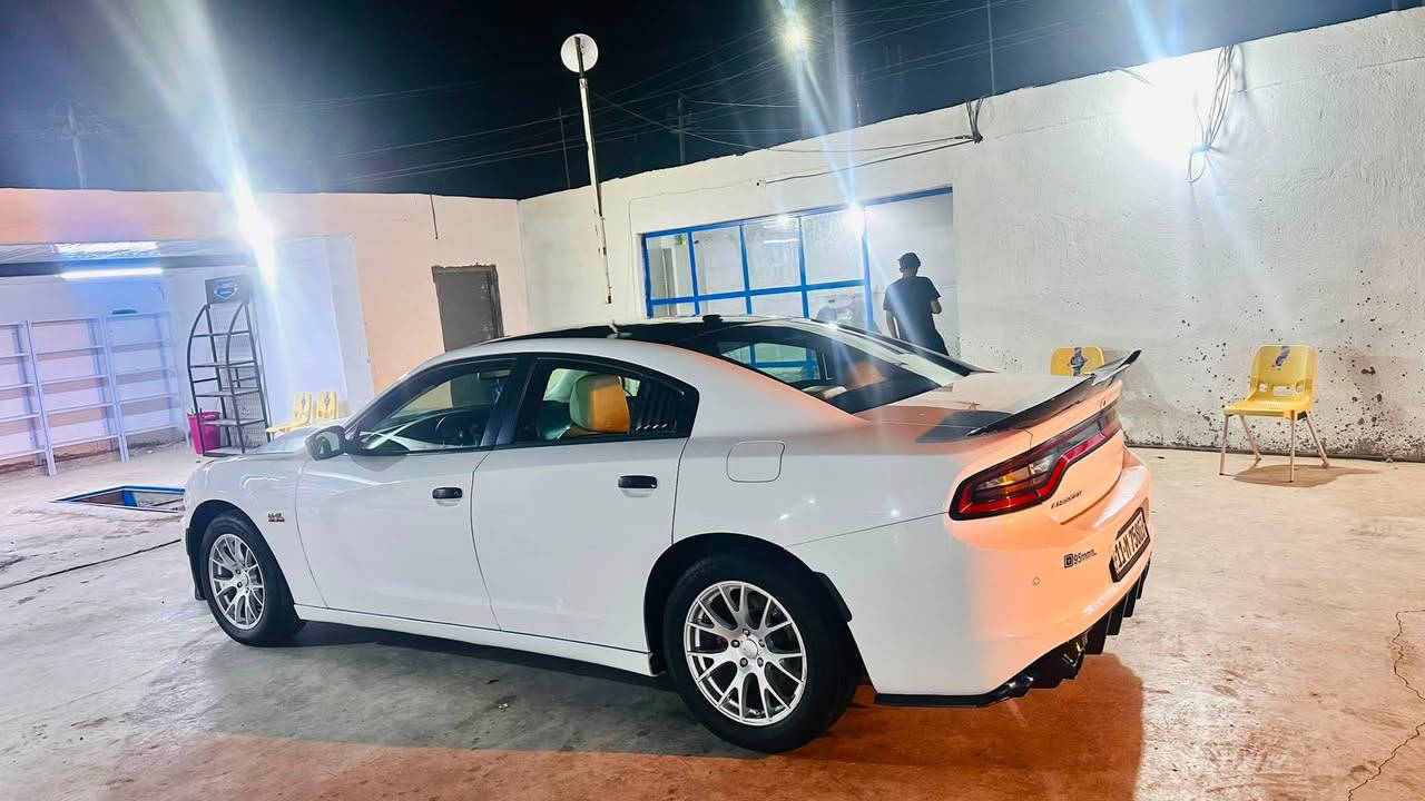 سلام عليكم جارجر sxt موديل 2015 اصل مكينه 3600 حادثه با امريكا جاملغ امامي
وبل العراق نصبغ بيه هم جاملغ امامي 
وعندي طار البنيد صار بارد بل قماره نص حولي 
السيارة تو ويل رقم بغداد ماشيه 162mi
سياره جاهزه حداده تبريد تخم تاير كله جديد 
سيارة ستخدام شخصي 
بسمي شخصاً 
السعر 148 وبيه مجال 
العنوان ميسان 
تفاصيل اكثر تصل وتدلل ***********
