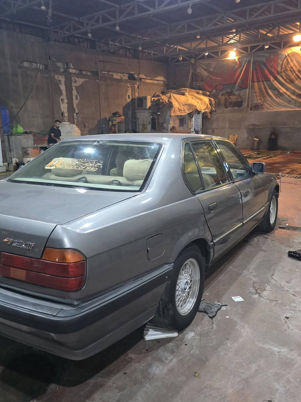 للبيع ✨BMW 730 V8 ✨
فول اوتو موديل94✅ 
 بخ جماليه مصبوغه اول صبغه✅
تبريد تدفئه قطعتين شرط ✅
بجم عريض ✅
دبل جكمجه✅
كشنات دبل كهرباء ✅
مري دبل كهرباء✅
جامات 4 كهرباء✅
محرك 8 شرط كير شرط بعدهن جدد مال حاويه✅
حماوه ثابته اقل من النص ✅
طخم تايرات جديد✅
✅ABSشغال
سنتر لوك ✅ 
كابون بانزين ✅
بدون خياس✅
صاج بلادي مو لزك ✅
مكفوله  والكص✅
✨فول السياره✨
الاضفات
1_منضومة زنون اصليه عالي ناصي رماش اساور
2_شاشه ذكيه+كامره خلفيه
3_اسبير اضافي عدا اسبير السياره الاصلي

سعر السيارة 55 ورقة وبيه مجال بسيط

رقمي ***********
