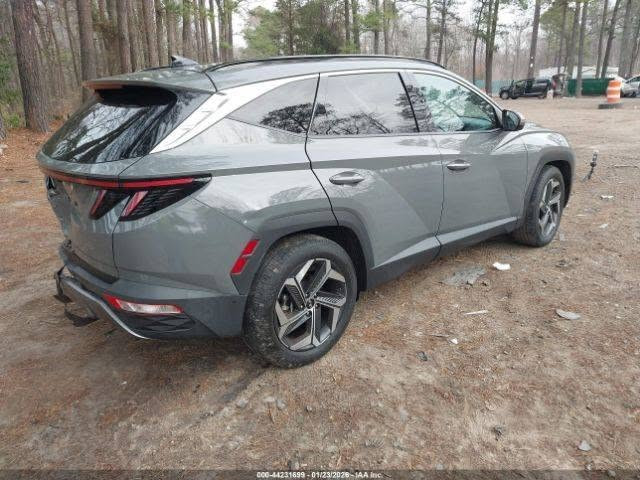 !!!للبيع Hyundai Tucson Limeted2024
موديل ٢٠٢٤بانزين فوووول مواصفات أعلى فئة بالتوسان...واصلة حرةو موجودة ببغداد ..تباع وعلى وضعها وبدون تصليح..تترقم بجميع المحافظات عدا كردستان.. 
لون أسمنتي المرغوب داخل جلدلون أسودملكي.بدون أيرباك ماشية 23ميل حقيقي..فوول مواصفات أعلى فئة بالتوسان .السعر 185ورقة....
.السيارة معروضة بمكتب شركة الجود للمزادات الامريكية لأستيراد ألسيارات وقطع ألغيار 
.للأستفسار..العنوان بغداد حي القاهرة شارع الضباط مقابل حسينية آل الرسول.تلفون أو واتساب ***********
