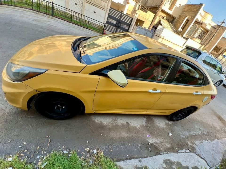 اكسنت 13 امريكي محرك 1600 رقم مميز مواليد 1997 بغداد حادث جاملغ امامي فقط سيارة نضيفة والصور تحكم تجي تشوفه وتطلع بيه وين متريد باسمي ومصفرة كلشي ما عليهة مكاني بغداد سعر مناسب لان متوازي الي يحب يخابرني لان ما احب اكتب السعر وبعض الزعاطيط يكسرون بيهة الشراي مبين المو شراي يبقة يدور تعليقات مع احترامي للكل وازغر عضو بالكروب علراسي والسعر مناسب واني خادم والي يجي يشوفه ميروح الة وهوة راضي مكاني بغداد ***********
