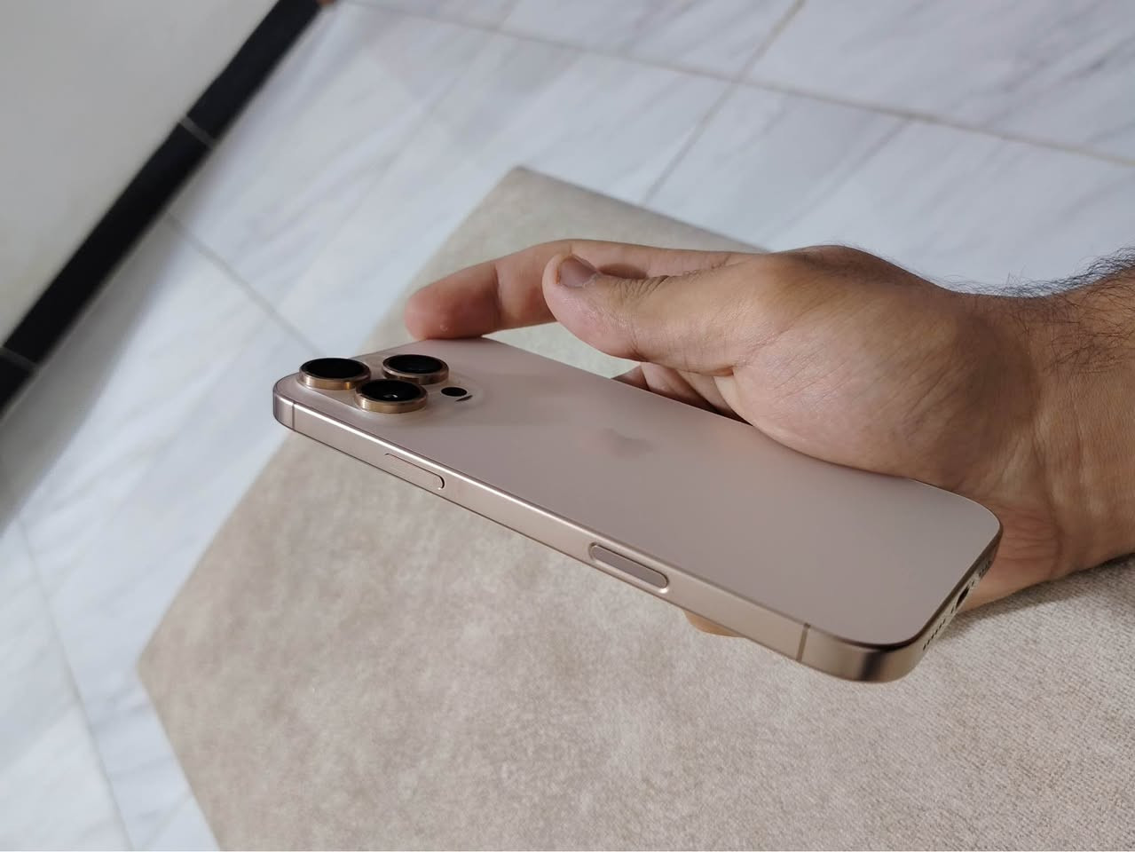 آيفون ١٦ برو ماكس • ٢٥٦ • بطارية ٩٢٪