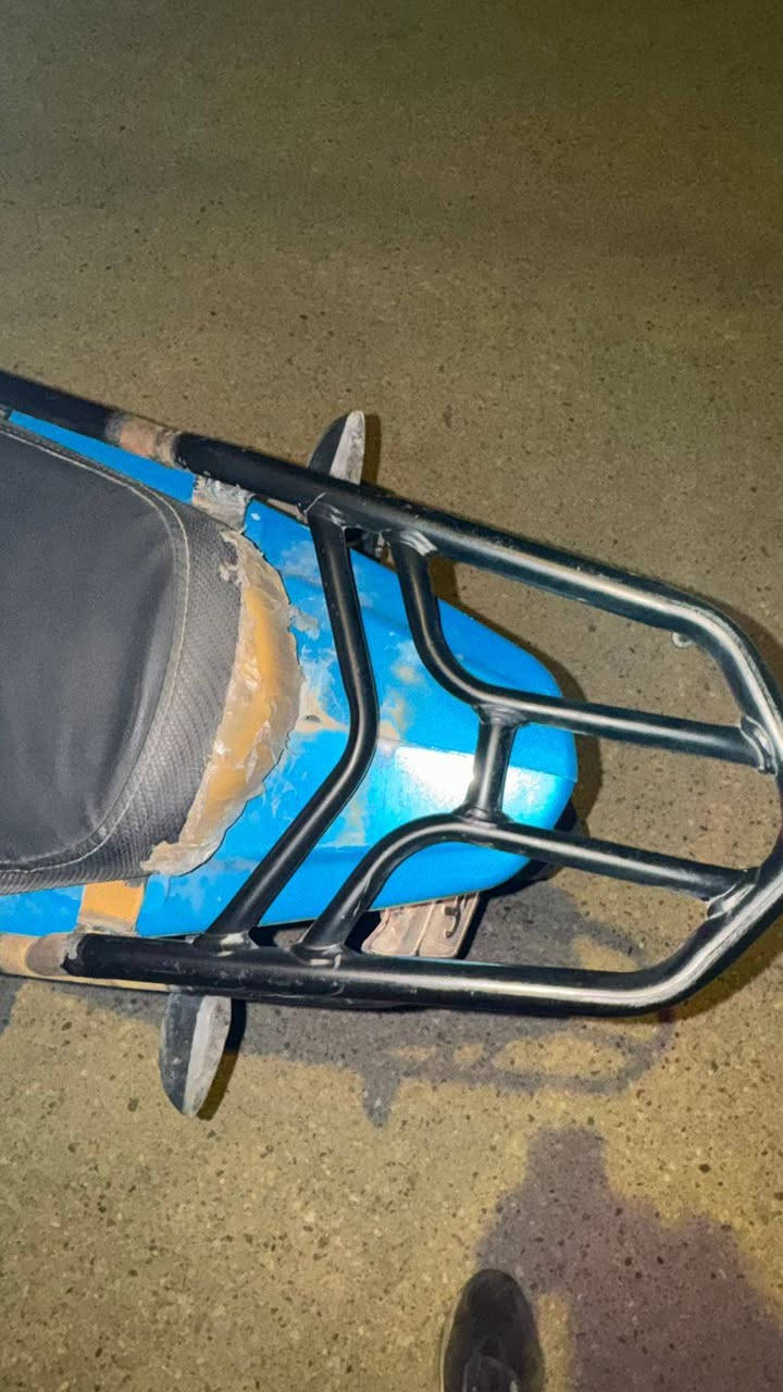 ار كي 200cc
موديل ٢٠٢٤ 
رقم اربيل 
بيها نقوصات بسيطه السعر ١٤٠٠
محرك مكفول 
مكاني بغداد بسمايه ***********
