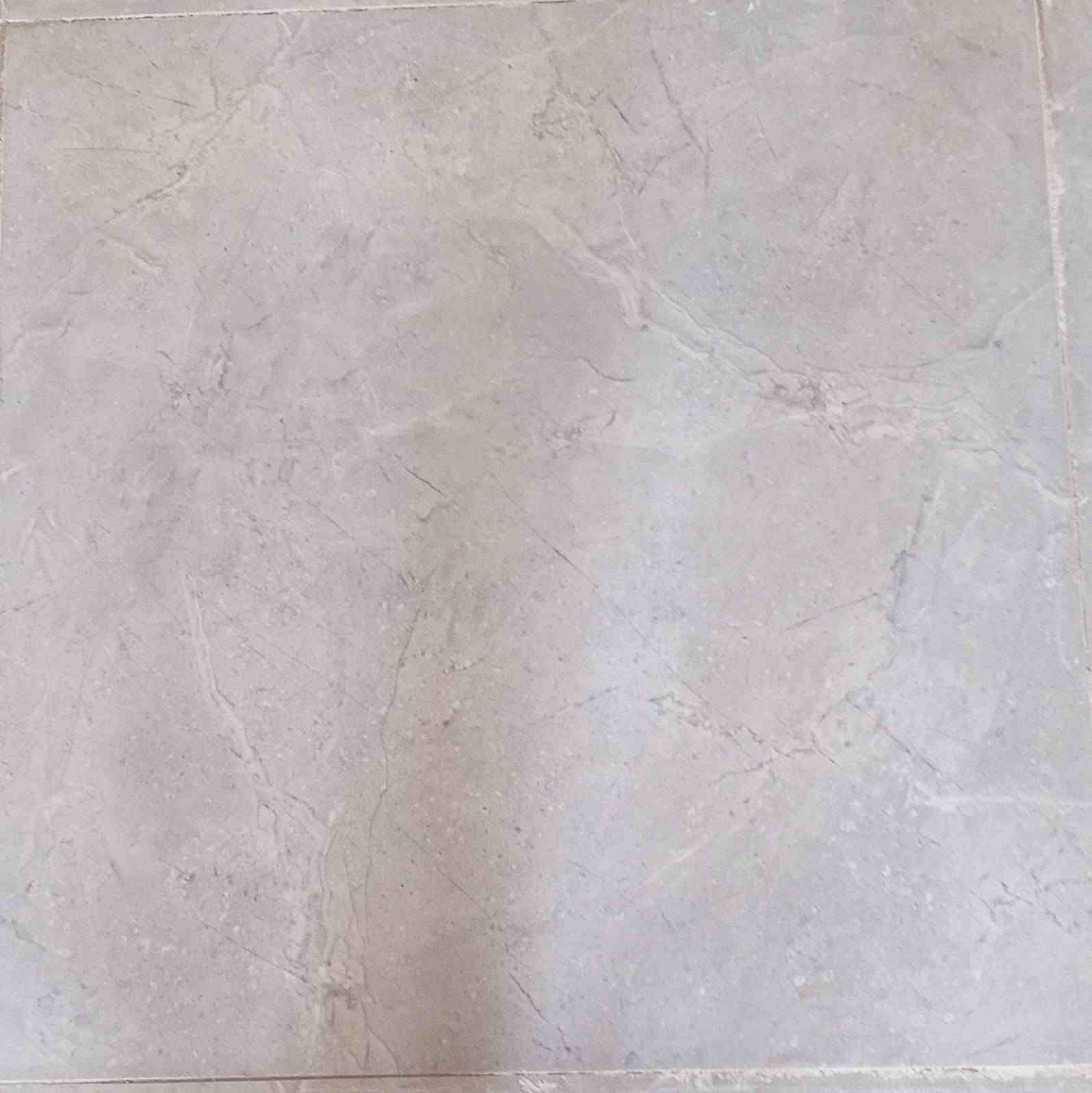 السلام عليكم عندي هذا البورسلين 60×60  لون رصاصي للبيع بي تقريبا 10امتار 
مكانهن/المدائن قرب الامام 
*********** اليريدة يتصل علية
