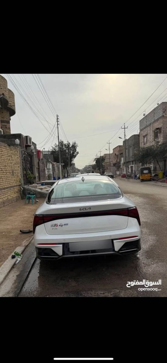 السلام عليكم 
للبيع k5 2024 خليجي 
ماشية 36 الف 
رقم اربيل باسم شركة وكالة باسمي
جاهزة وجديدة كلش 
بيها تبديل باب جهة السايق وصبغ الباب الثاني والباقي مكفول 
السعر 188 وبيها مجال للشراي 
مكاني البصرة دور النفط 
***********
*********** البصرة, العراق

نص مكتوب في الصور:
- السوق المفتوح opensooq.com اضغط للتكبير
- السوق المفتوح opensooq.com
- السوق المفتوح opensooq