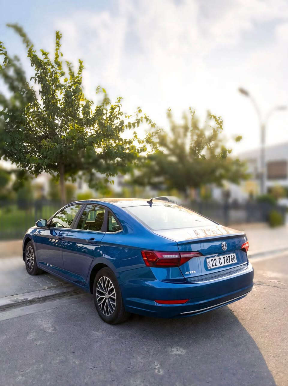 عربي 
Volkswagen Jetta 2020 SE
المحرك: 1.4 تيربو
الفئة والمواصفات: مواصفات SE كاملة (فل مواصفات)
الحالة البدنية: بدون صبغ وبدون ايرباج (نظيف جداً)
المسافة المقطوعة: 91,000 ميل
الإطارات والويلات: ويل وكالة أصلي للشركة
ملاحظات البدن: صندوق السيارة مبدل بقطعة وكالة (بيلادي)، ويوجد ضربة (چمب) خفيفة جداً في الخلف
المواصفات: أمريكية
السنوية والرقم: رقم وسنوية جديد 
التحويل: التحويل وتسجيل الاسم بشرط التمهل والتمام
السعر:، يرجى الاتصال ***********
-------------------------------------------------
کوردی
Volkswagen jetta 2020 se 
مەکینە ١،٤ تۆڕبۆ
قەپات مواسفاتی se 
بێ سبوغ و بێ ئێرباگ
ماوەی ڕۆشتنی ٩١،٠٠٠ میل
تایە و ویلی بیلادی شەریکە
سندوقی بە بیلادی گۆڕاوە 
جەمپێکی زۆر زۆر زۆر خەفیفی دواوەی هەیە
مواسفاتی ئەمریکیە 
ڕەقەم و سەنەوی نوێ 
بەناوکردن و تەحویل بەشەرت
بۆ نرخی پەیوەندی بکە أربيل, العراق
