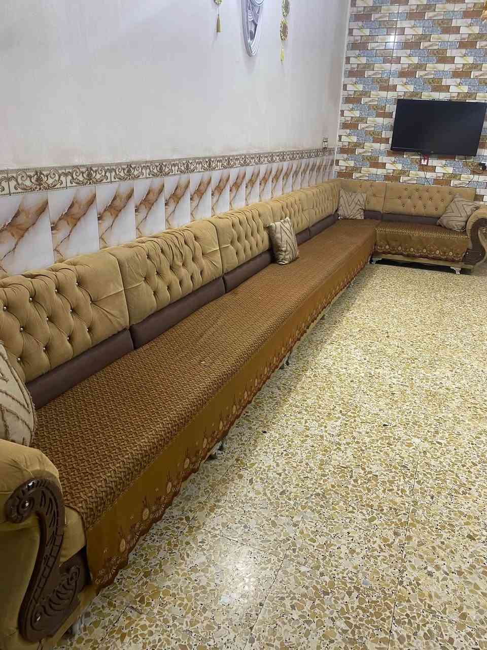سلام عليكم
ديوان البيع ديوان نضيف وحلو كدامكم آخو الجديد الله يشهد ما خذه مليون وربع وريده 700 الرقم ***********
