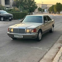 مرسيدس ١٩٨٩ • محرك ٣٠٠ • دواخل جديدة