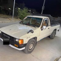 تويتا ١٩٨٥ ارم بلاستيك به شرت  بى بو يا خه  سعر ٣٥   مه جا ل ٠٧٧٠٢١٤٣٣...