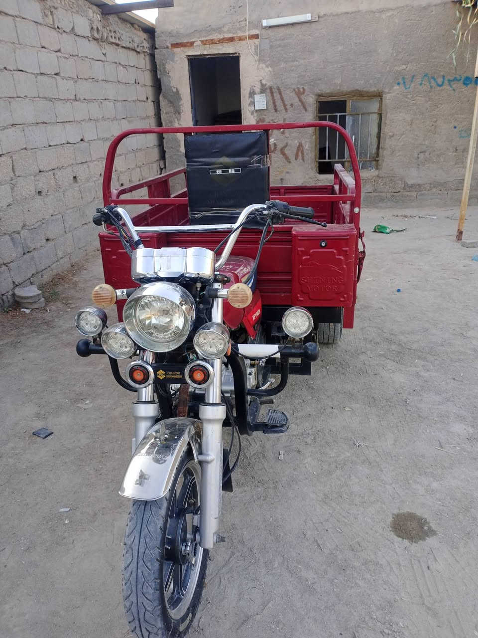 السلام عليكم ستوته مديل 2023نضيفه ستوته حلوه مبدل بس والفات   والتايرت مو ابو الخطه مكاني كربلاء حي سلام قرب التانكي الماي 
هاضه رقمي ***********
