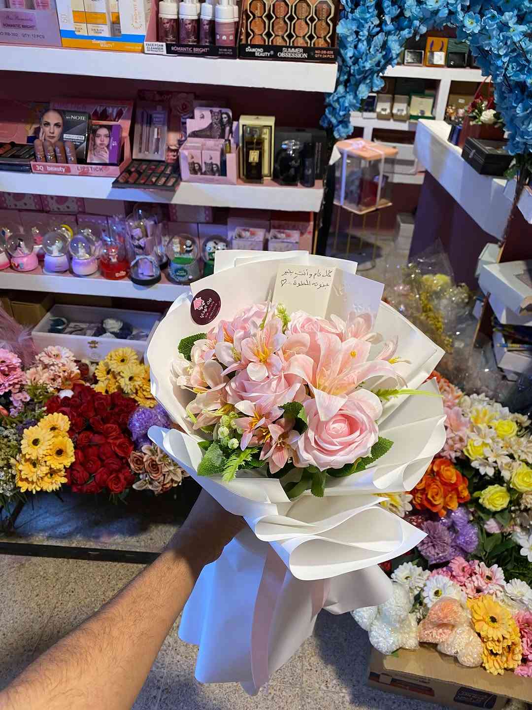 بوكي ورد صناعي جوري وردي + ليلي 💕.
.
.
.
.
.
.
#بوكي #بوكيات #ورد #وردطبيعي #وردصناعي
