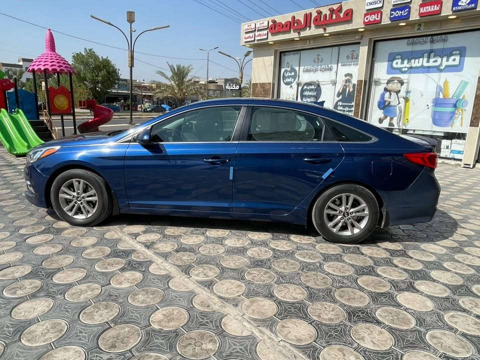 السلام عليكم
سوناتا 2017  وارد امريكي
حادثها جاملغ الخلفي لايمن 
محرك 2400 GDI
رقم اربيل باسمي
مواصفات عاديه 
شاشه كبيره 
كشن مخمل 
مانع انزلاق 
مثبت سرعه 
كامره دوراه
وباقي المواصفات المعروفه 
السعر$ 125
بغداد الغزاليه
للاستفسار 
***********
