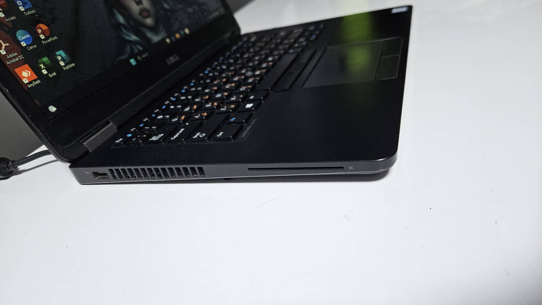 ديل E5470 • رام 8جيجا • SSD 256GB