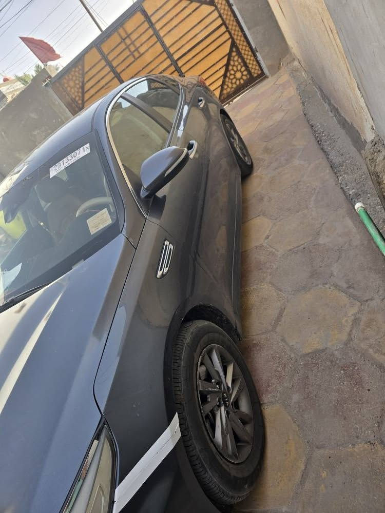 السلام عليكم كيا اوبتيما موديل 20 وارد مريكي حادثها جاملق وبنيد وطخه زغيره بلشاصي السعر 110وبيها مجال الشراي السياره بس راجز يرادلها معوقين وصارت حره والشراي يدلل الاستفسار الاتصال على الرقم *********** العنوان البصره كرمه علي سوق حي رساله البصرة, العراق
