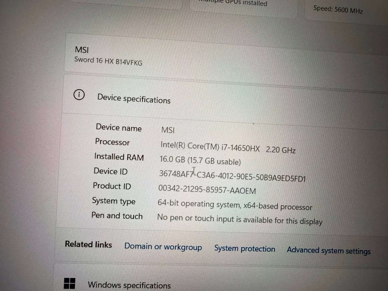 السلام عليكم ، لابتوب MSI للبيع
نوع اللابتوب هو MSI Sword 16 HX B14VFKG (لابتوب كيمنكً من شركة MSI).
أهم مواصفاته:
المعالج: Intel Core i7-14650HX (الجيل الرابع عشر)
الذاكرة العشوائية (RAM): سعة 16 جيجابايت بتردد 5600MHZ
كرت الشاشة: منفصل بسعة 8 جيجابايت (RAM)
وحدة التخزين: SSD بسعة 1 تيرابايت (954 جيجابايت فعلية)
Windows 11 Home :نظام التشغيل
مستعمل فترة بسيطة كلش لان عندي لابتوب ثاني ، 
بيه شخوط بسيطة بالهيكل
سعره 1500 "مليون وخمسمية " وبيه مجال
للتواصل ***********
