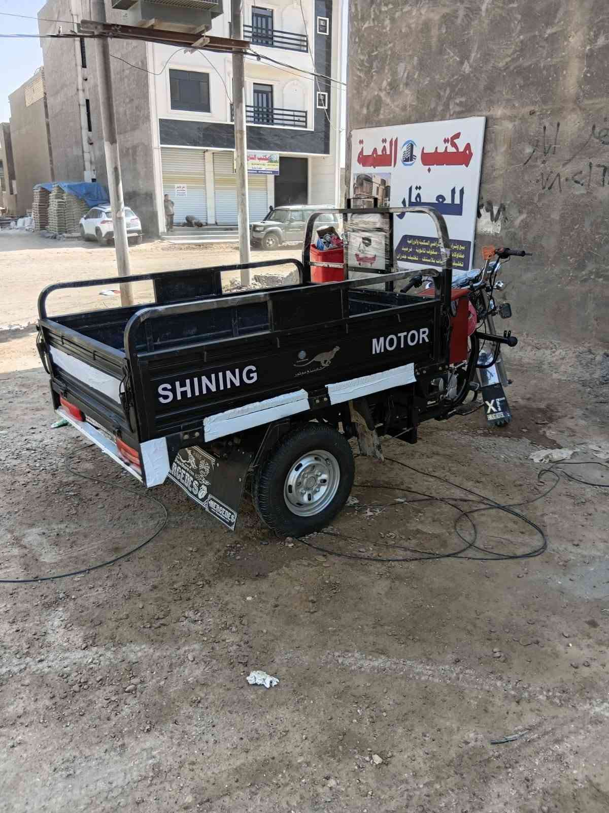 السلام عليكم ستوته جاهزه للشغل مقفوله كفاله عامه موديل 2024 مقفوله من الرقبه من شاصي من الكهربائيات دبلات كله شغال طائرات ثلاثه تيوبلس نقره سي لف تشغيل عن بعد محرك 150 ستوته 1000 دينار ما اكذب عليها اي نقص ما بيها مكان بغداد الدوره شارع 60 السعر 1850 رقم التليفون ***********
