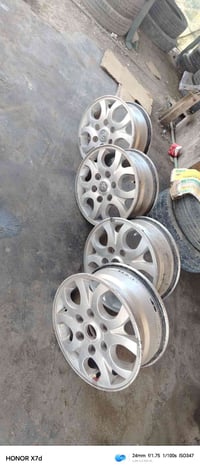 خوذة • جديد • وين مكانك