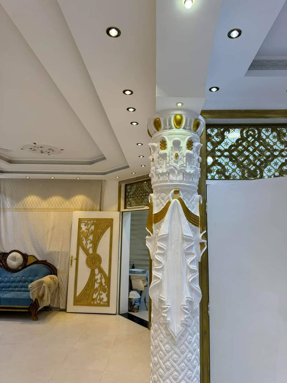 يالله. مساء الخير. جزء بصسيط من اعمالي اتمنى ينال عجابكم مستعدون لكلفة الديكورات الداخل ولخارج عليك الختيار وعلينه التنفيذ       ومستعدون لترميم الدور ولبناء بحدث الموديلات 
العنوان حله.  للتصال  او المراسله ***********  اخوكم حسين الجنابي للديكور
